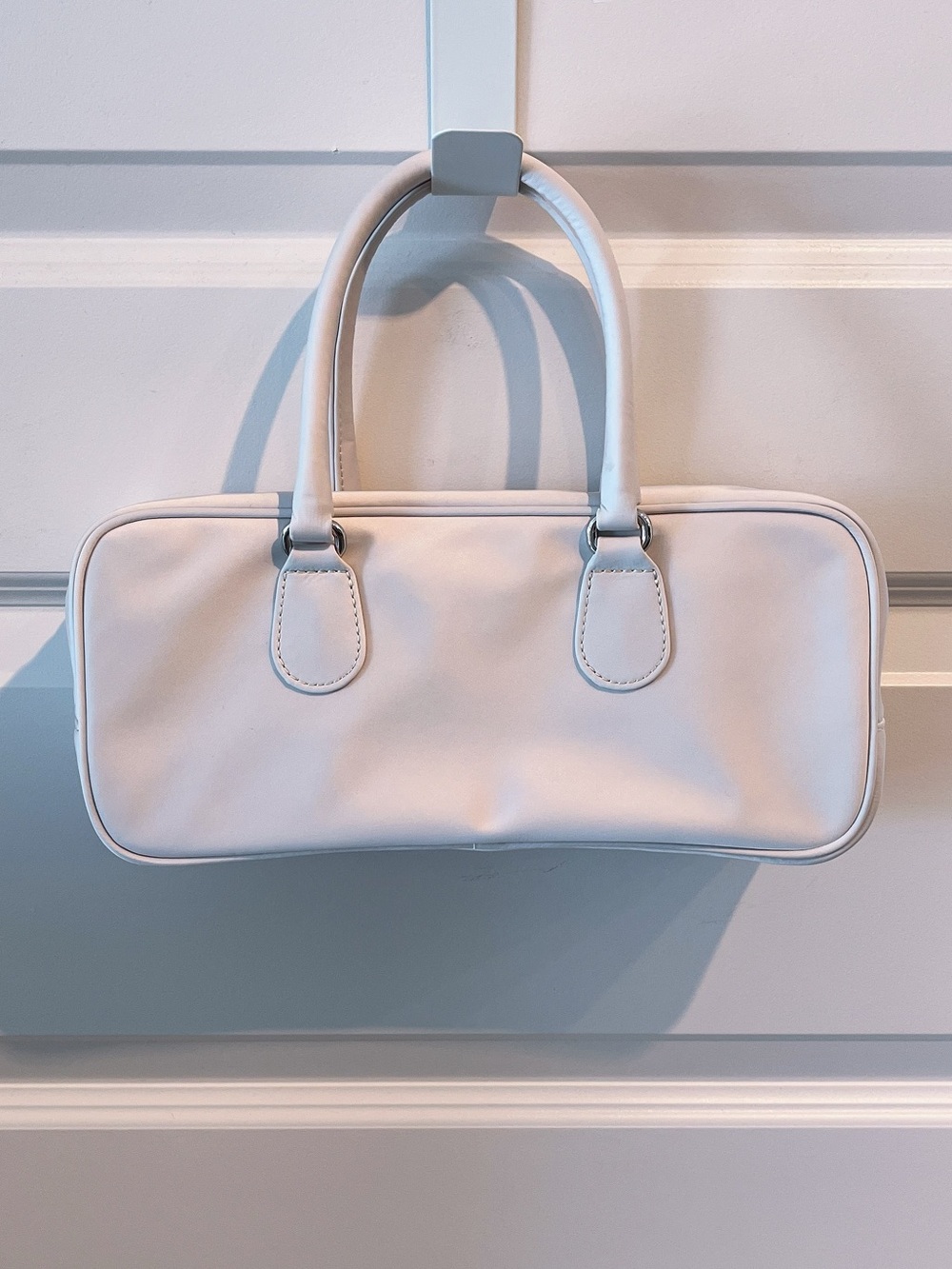 NWT Aritzia Wilfred Lina Minimalist Matte Pearl White Bag